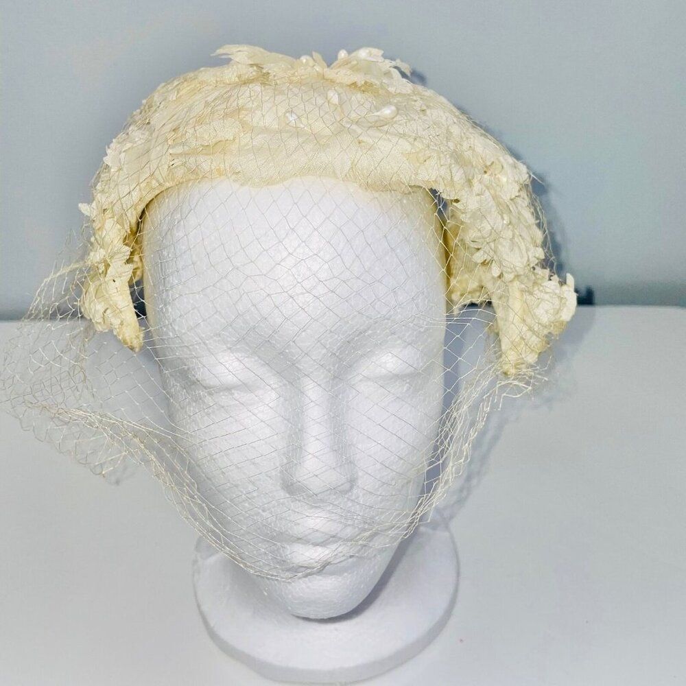 Vintage 50s 60s Crown Ivory Hat Net Floral Pearls Bridal Dance Costume Theatre